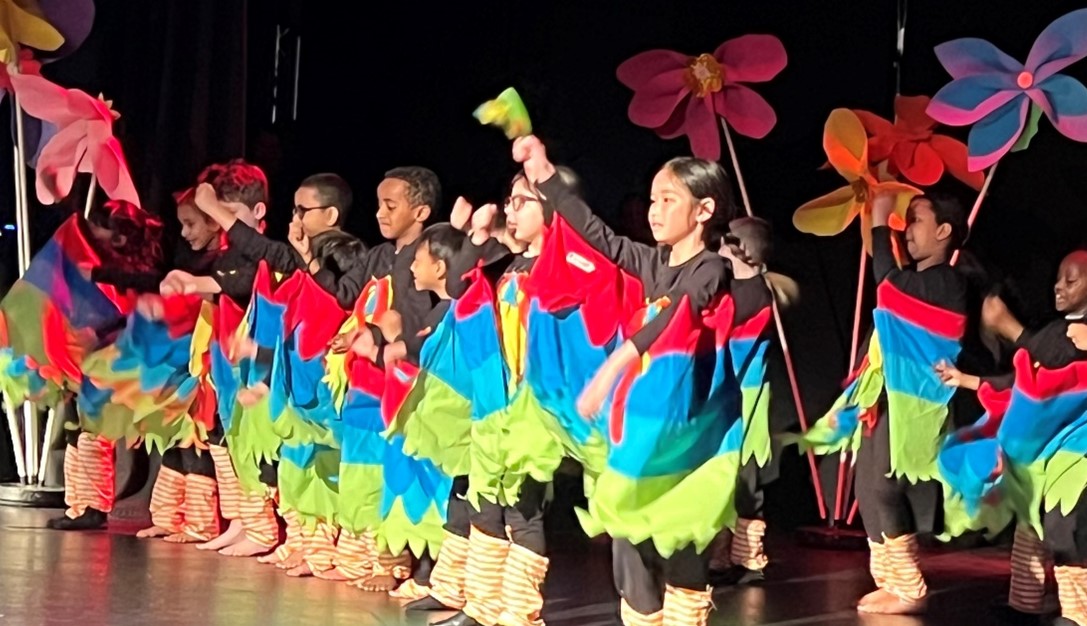 /uploaded_files/media/gallery/1726801098School_Production_2.jpg